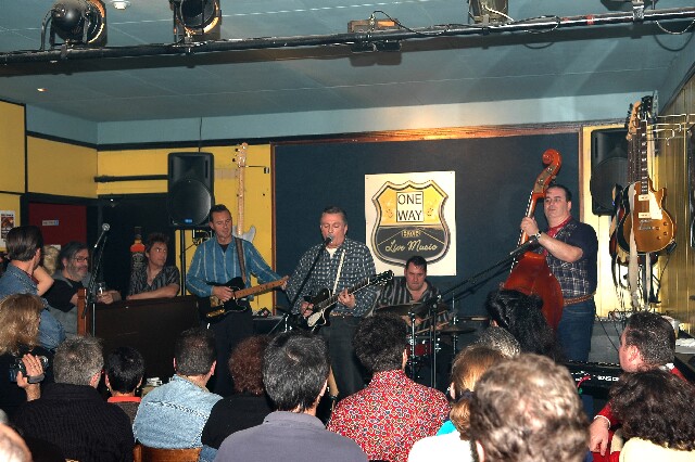 min 2006 11 17 one way 177